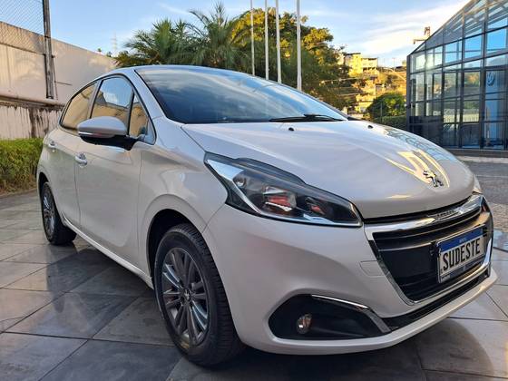 PEUGEOT 208 1.6 ALLURE 16V FLEX 4P AUTOMÁTICO PEUGEOT 208 1.6 ALLURE 16V FLEX 4P AUTOMÁTICO